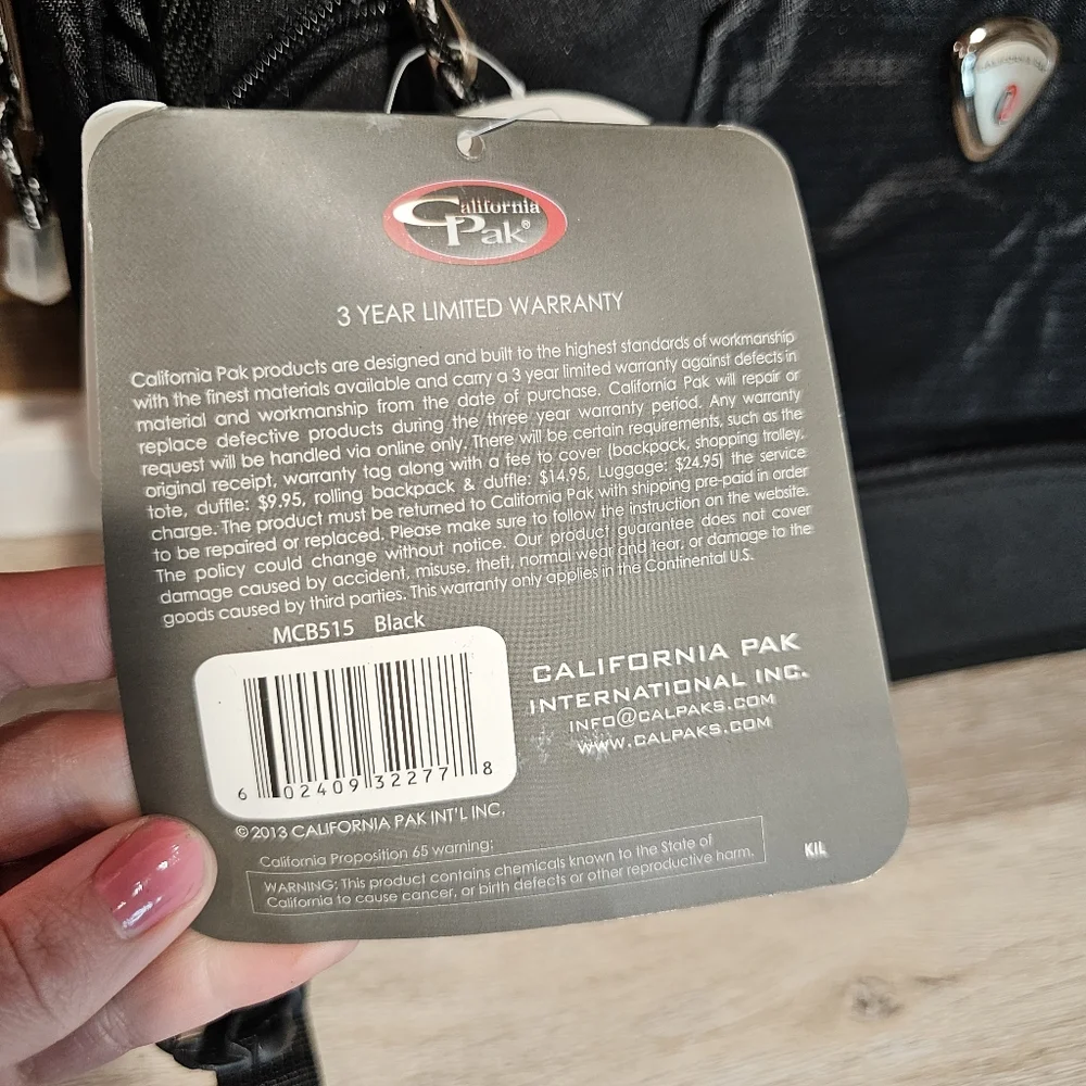 Giftable! Black Messenger Bag with Professional Design Backpack Student